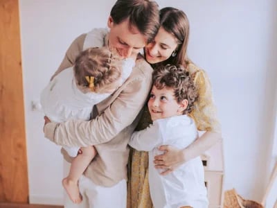 How to Write an Au Pair Contract (Free Template)