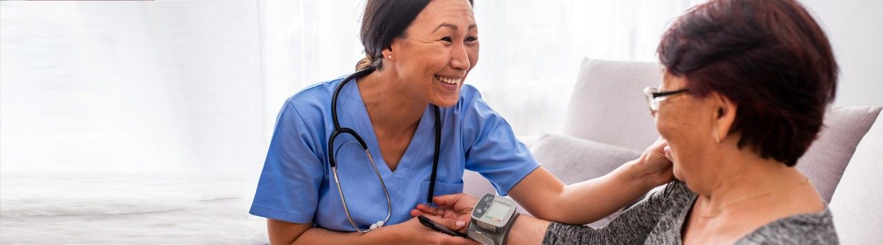 Effiziente Planung der Seniorenbetreuung: 24 Stunden Pflege Kosten Rechner