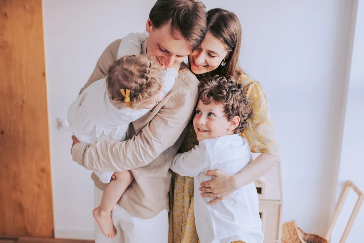 How to Write an Au Pair Contract (Free Template)